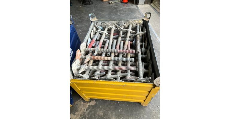 Layher AR Voetspindel 0,60m. gebruikt